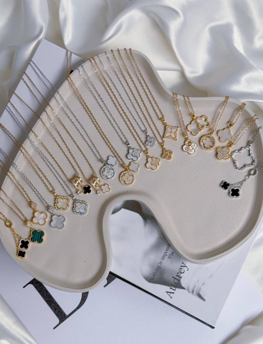 کالکشن گردنبند ونکلیف